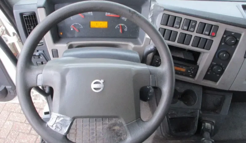 
								Volvo FL 240 Euro 5 full									