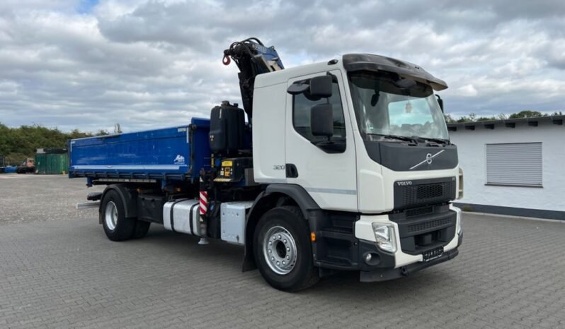 
								Volvo FE 320 full									