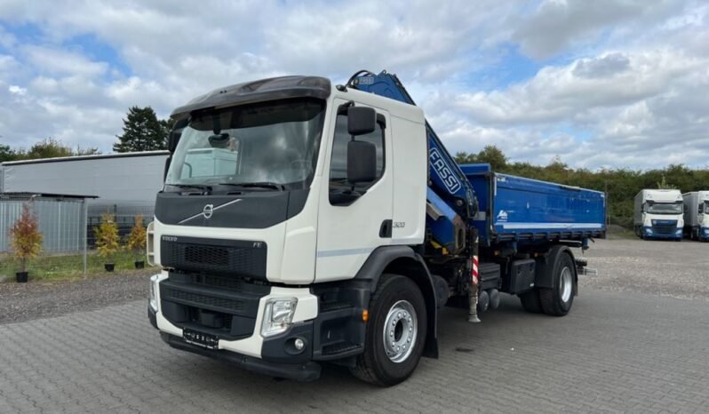 
								Volvo FE 320 full									