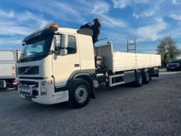 Volvo FM 300 camión caja abierta