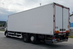 Renault GAMA D26 WIDE / FRIGORÍFICO