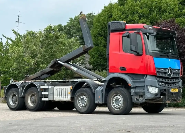 
								Mercedes-Benz Arocs 3740 full									