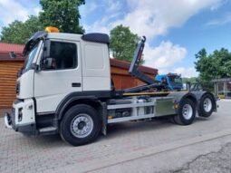 Volvo FMX camión con gancho