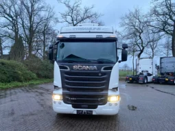 SCANIA R520 V8