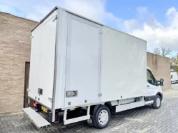 Ford Transit 130pk 360