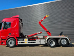 Scania R520 V8 6×2 Hooklift