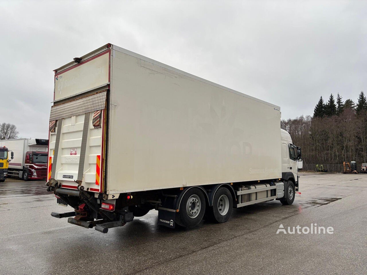 Volvo (FM500 6X2*4 + RETARDER + CARRIER SUPRA 850 )