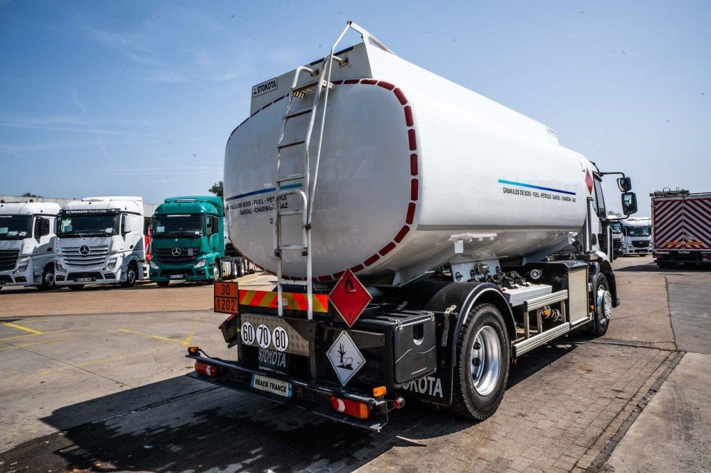 Renault Midlum 270 DXI + Stokota 14000L +4 Comp (Midlum 270 )