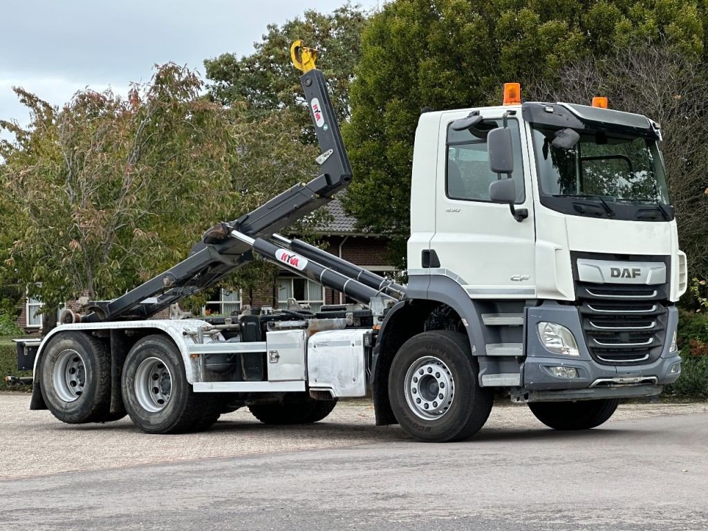 DAF CF 430 FAS 6×2 Haak+Container201982dkm (CF 430 )