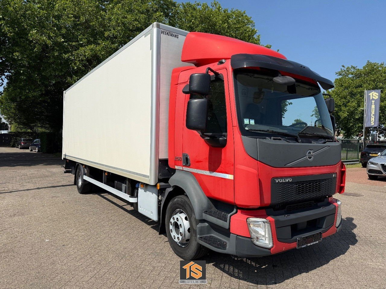 Volvo FL 250 14 TON – Koffer+BOX – Belgium Truck – APK+TUV 01+2026 – TOP (FL 250 )