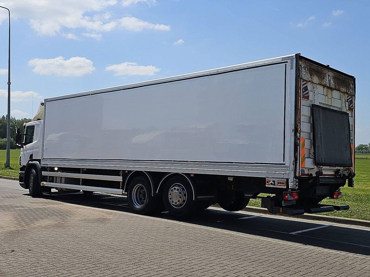 Scania P360 6X24 MNB (P360 )