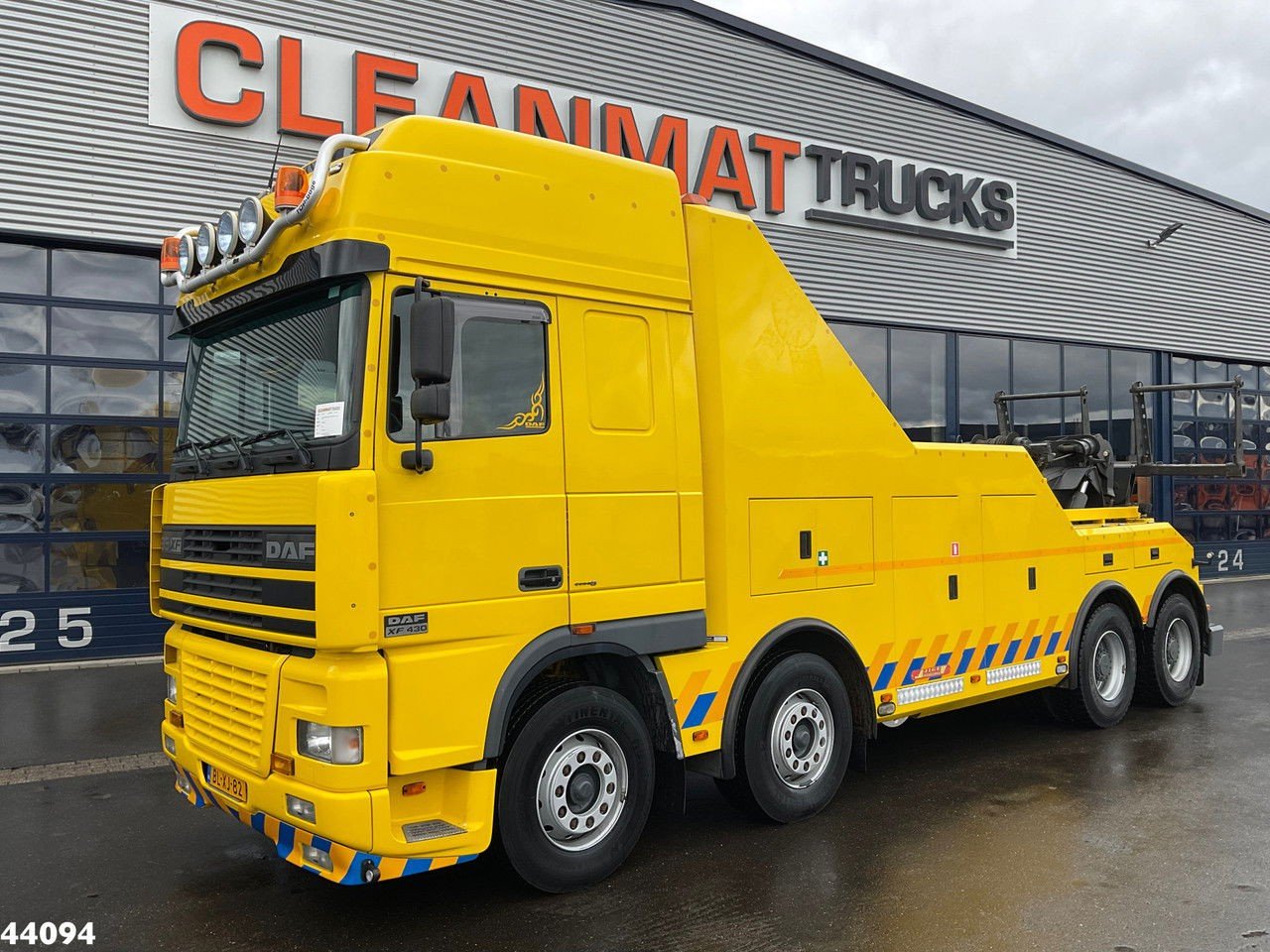 DAF XF 430 FAD 8×4 Manual Steel Jige Recovery truck (XF 430 )