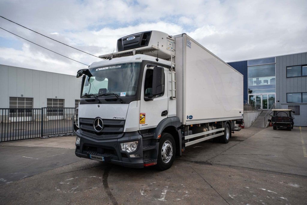 Mercedes-Benz Antos 1833 L +Carrier Supra Multi 1250Mt+Dhollandia 2.5T. (Antos 1833 )