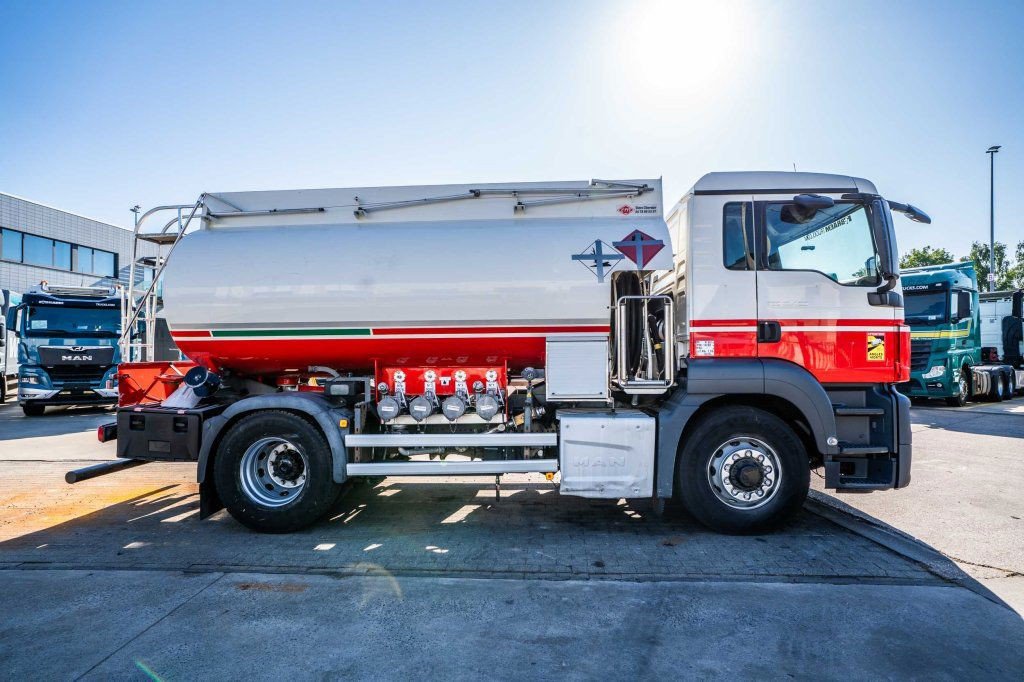 MAN TGS 18.400 4x4H +CM 11.500L /4 Comp (TGS 18.400 )