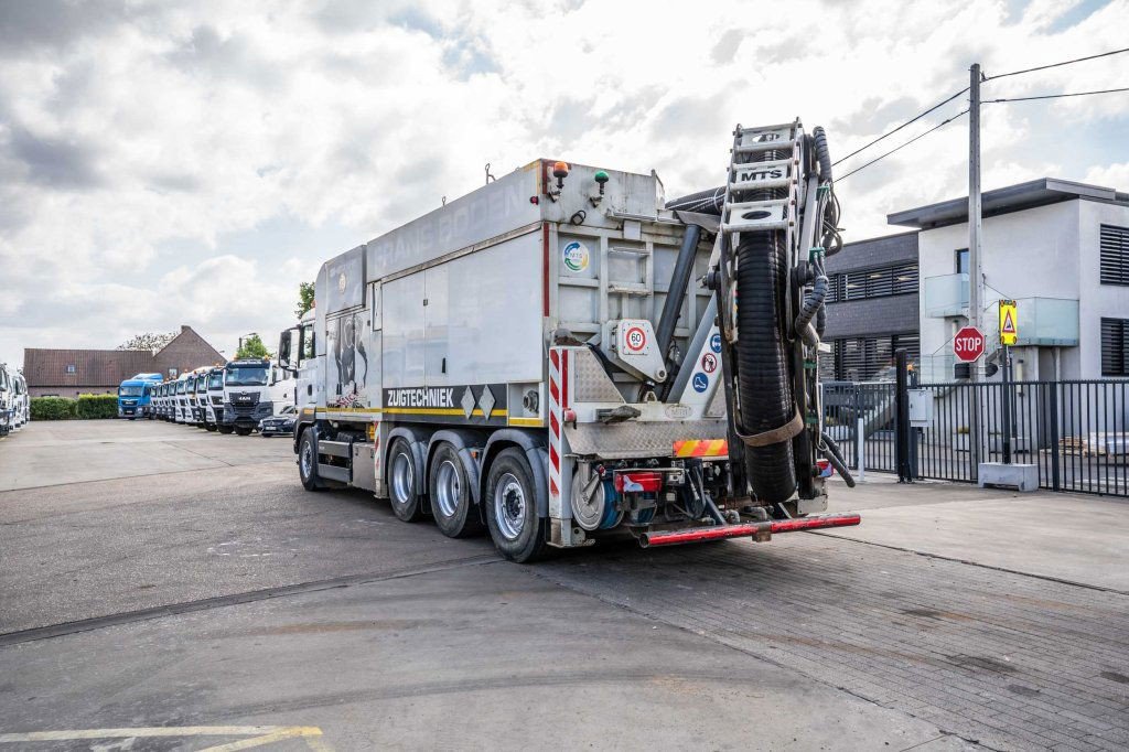 MAN TGS 32 32.540 8×4-4 BL + MTS (TGS 32 )