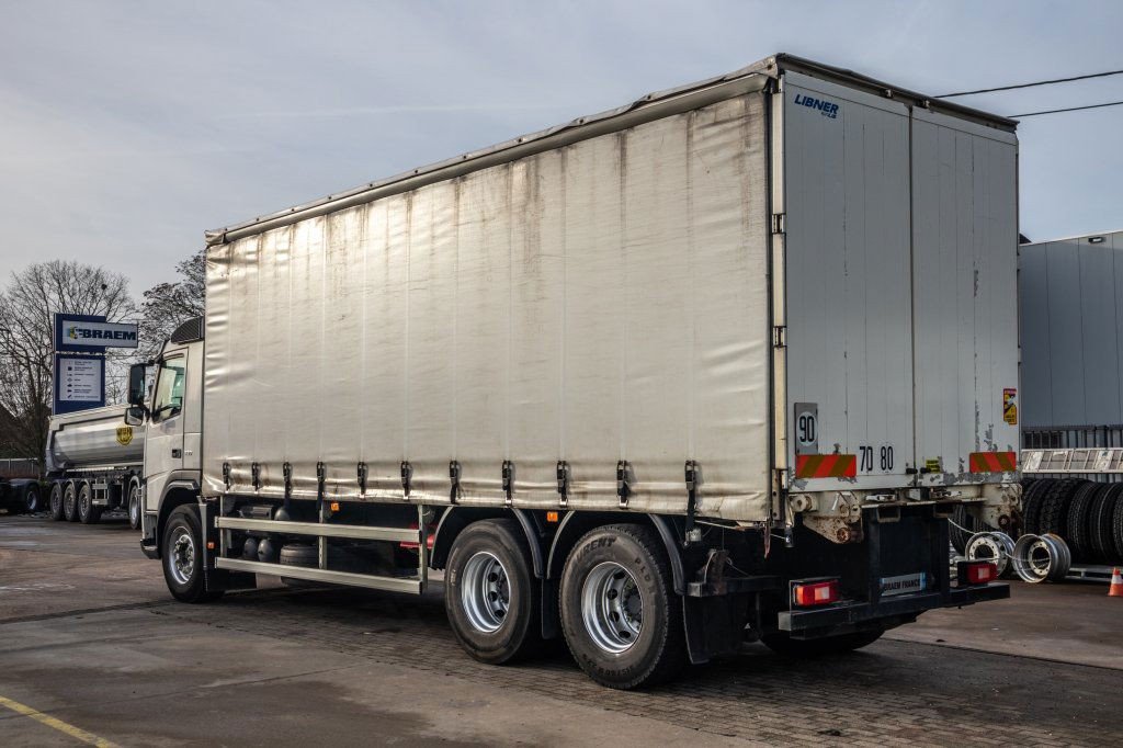 Volvo FM 330 FM330-6×2-10 pneus/tires-intarder (FM 330 )