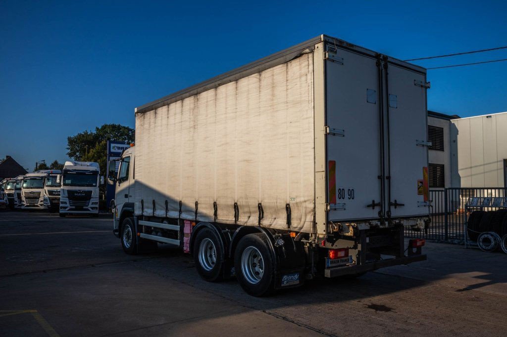 Volvo FM 330 FM330-6X2+E5 10pneus/tires (FM 330 )