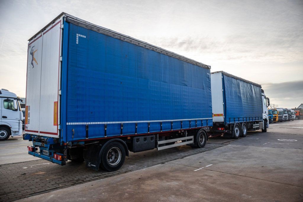 Mercedes-Benz Actros 2548 2548-6×2+Voith (Actros 2548 )