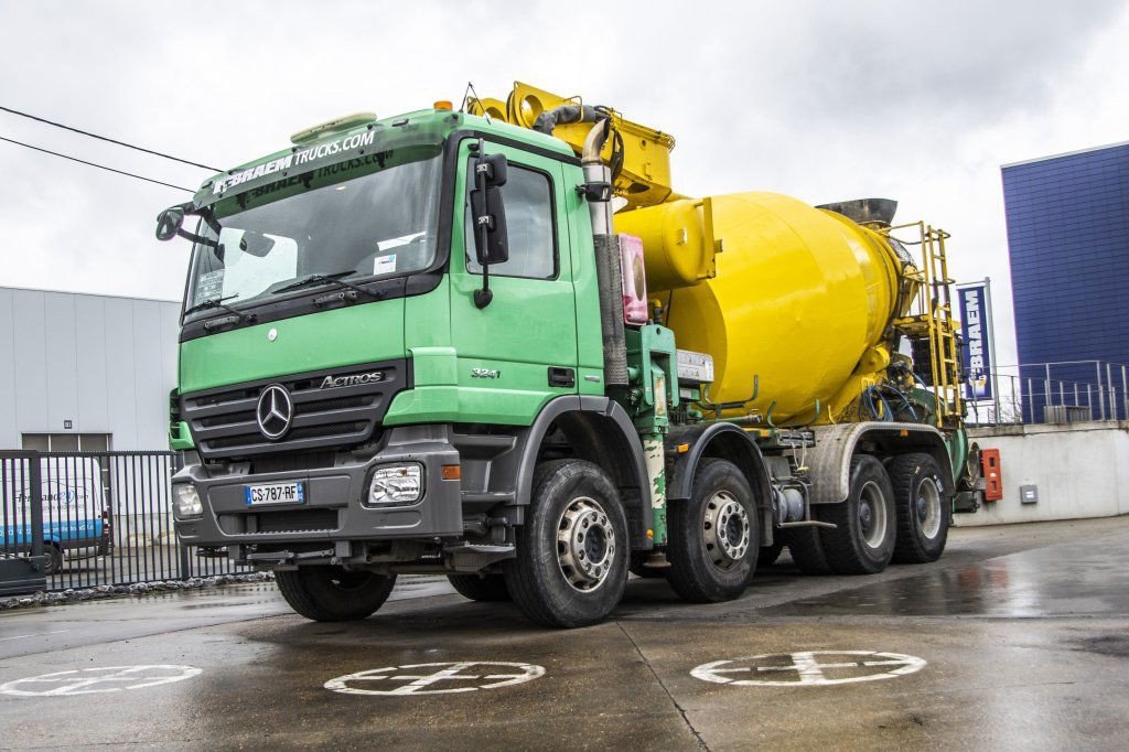 Mercedes-Benz Actros 3241+Putzmeister 24M (Actros )