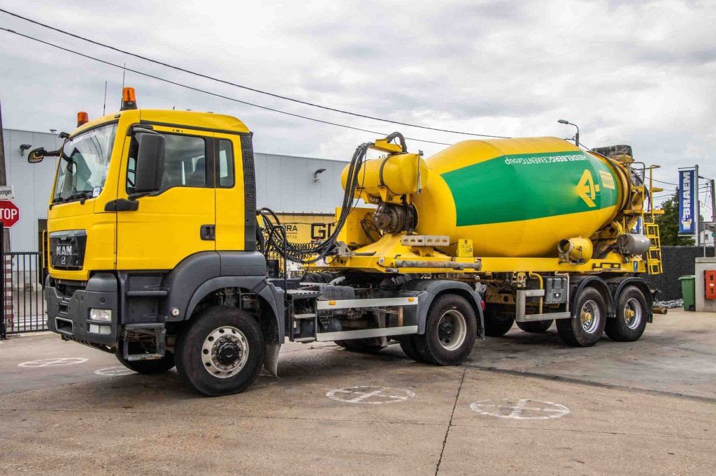 MAN TGS 18.360 BLS-4X4 + Mixer 10M3 (TGS 18.360 )
