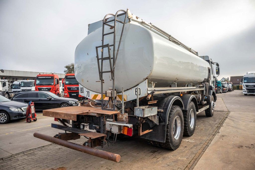 Renault Kerax 370 370-6X4+16000L/5Comp (Kerax 370 )