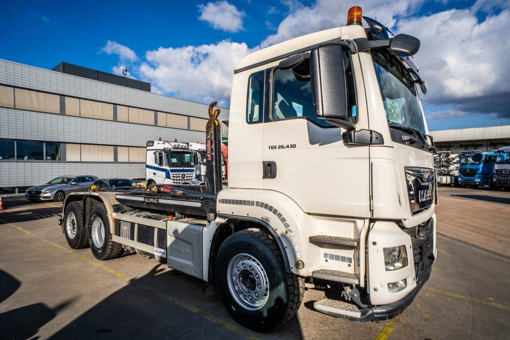 MAN TGS 26.430 26.430-6×2-4 BL New Tires (TGS 26.430 )