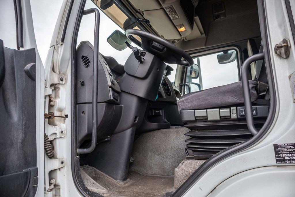 Renault Lander 460 DXI-6×2+10 pneus/tires+Intarder (Lander 460 )