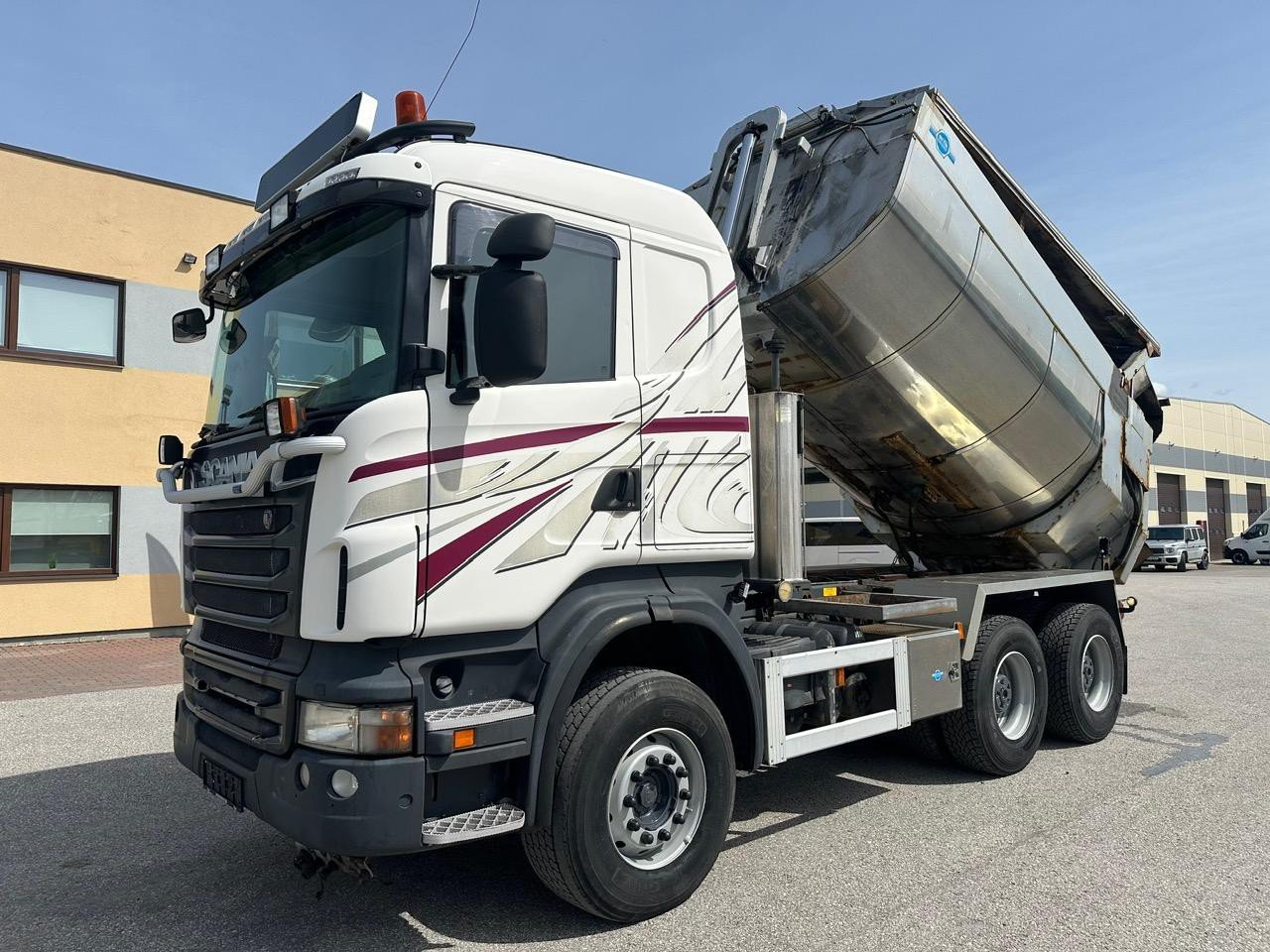 Scania R560 6X4 Full Steel + Retarder + Isothermal (R560 )
