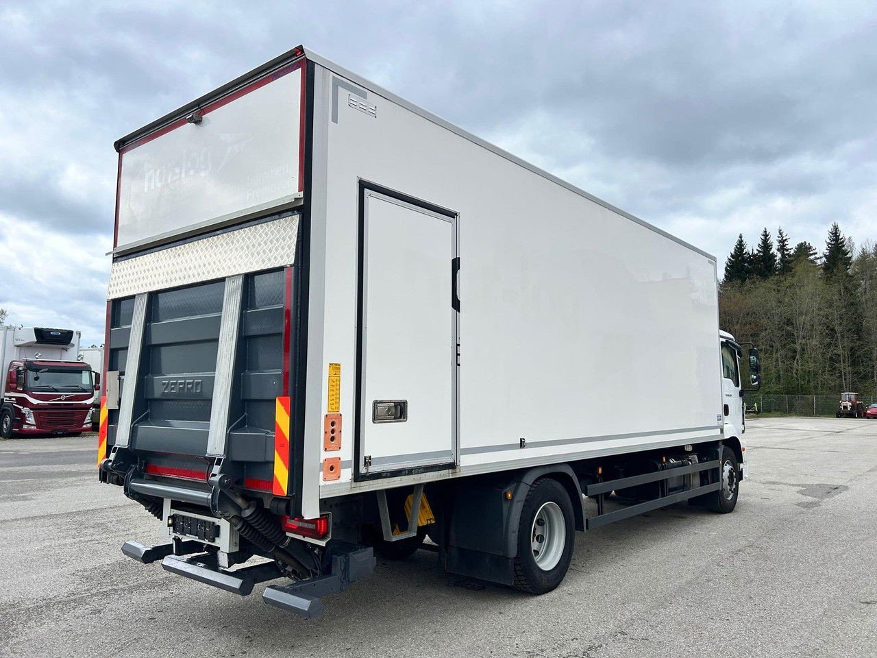 MAN TGM 18.290 4X2 Euro6 + BOX Heating (TGM 18.290 )