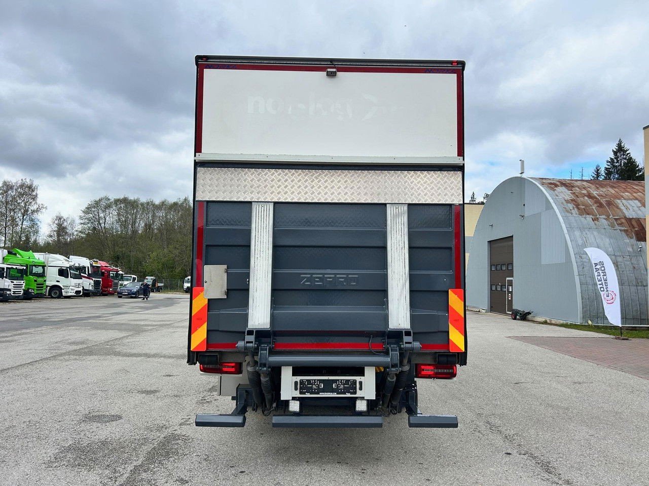 MAN TGM 18.290 4X2 Euro6 + BOX Heating (TGM 18.290 )