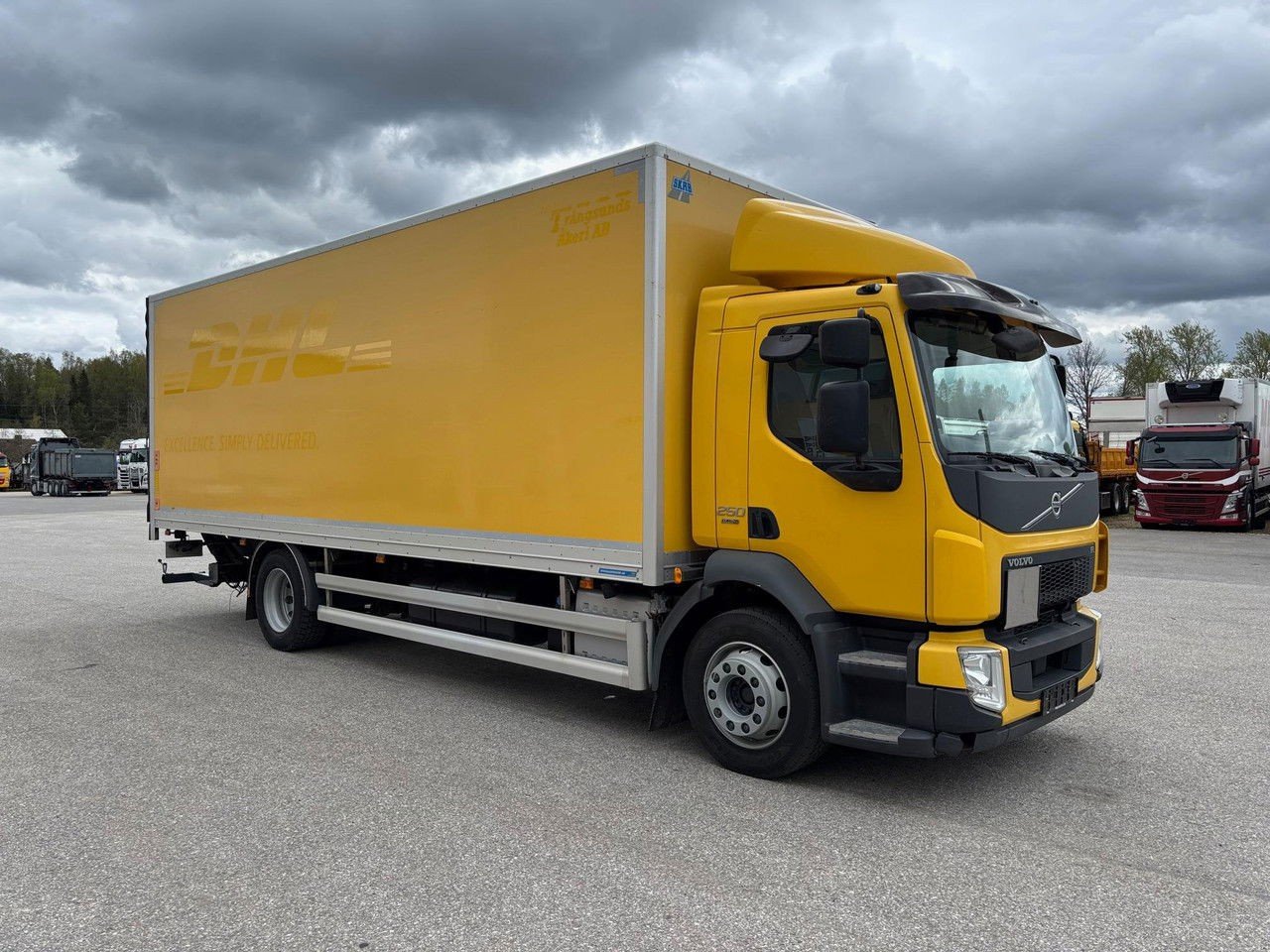 Volvo FL 250 + Side Opening 18T (FL 250 )