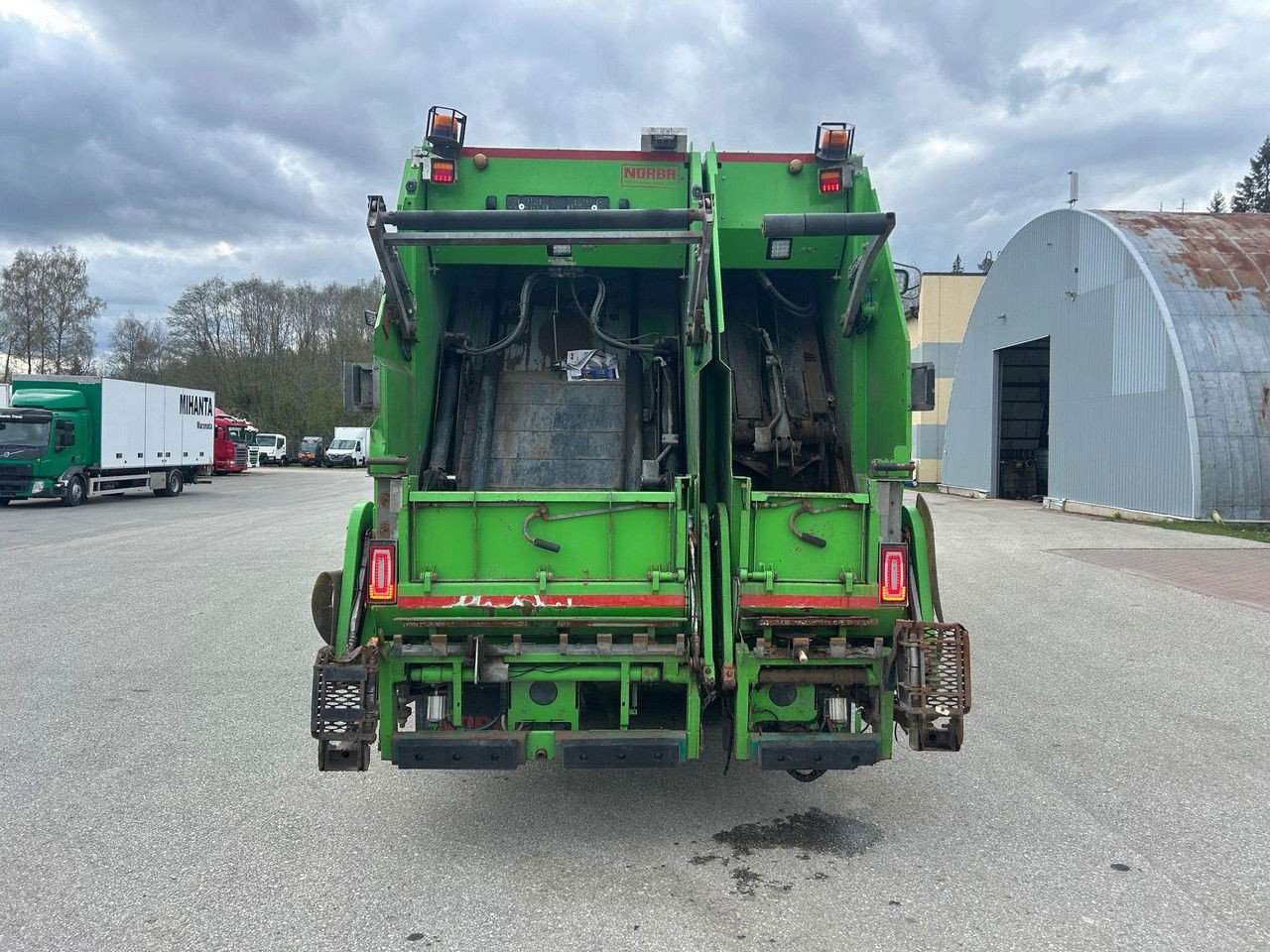 Scania P410 6X2/4 Euro6 + Norba MF300 2 Chambers (P410 )