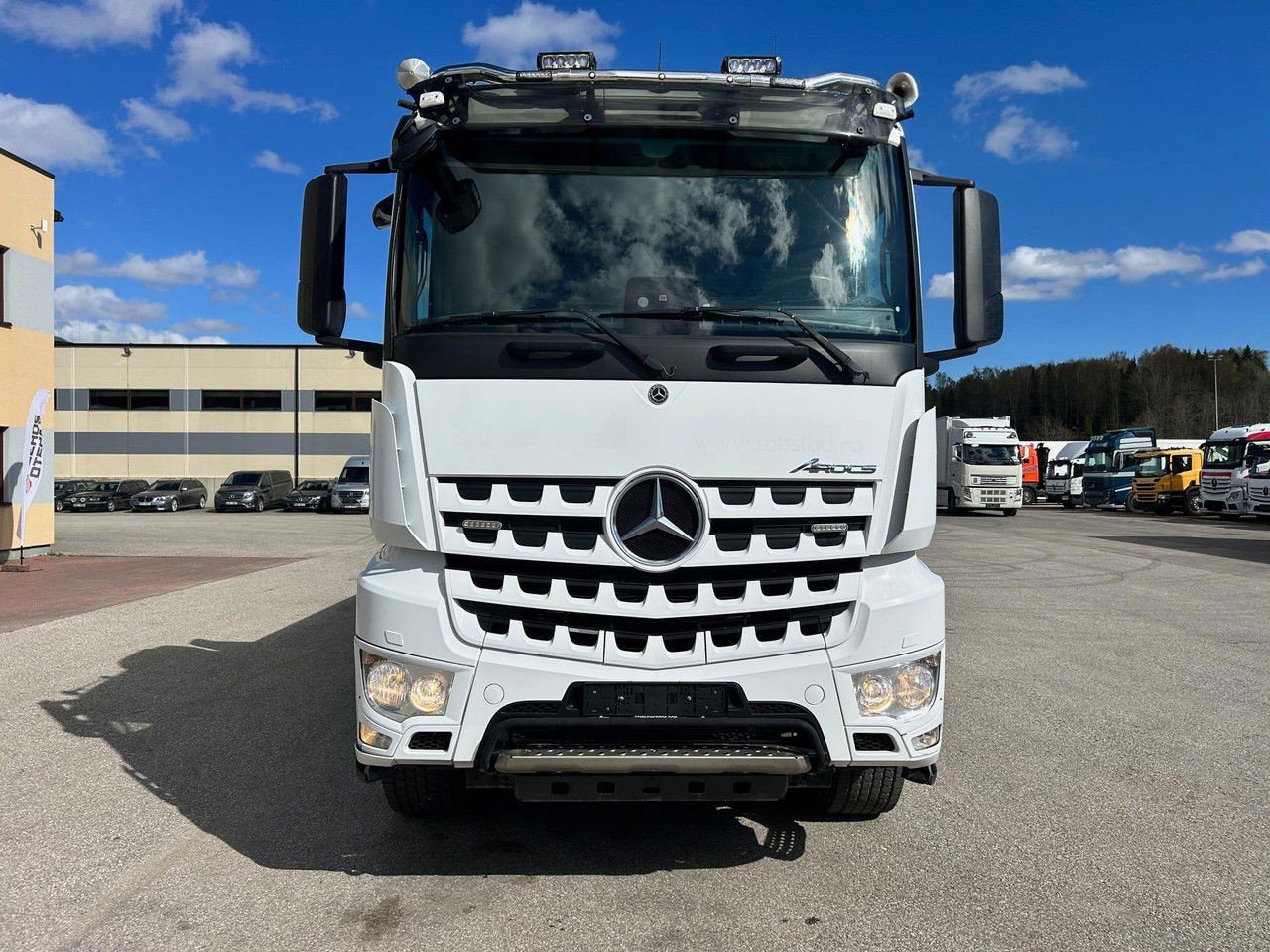Mercedes-Benz Arocs 3258 8X4 Euro6 + Retarder (Arocs 3258 )