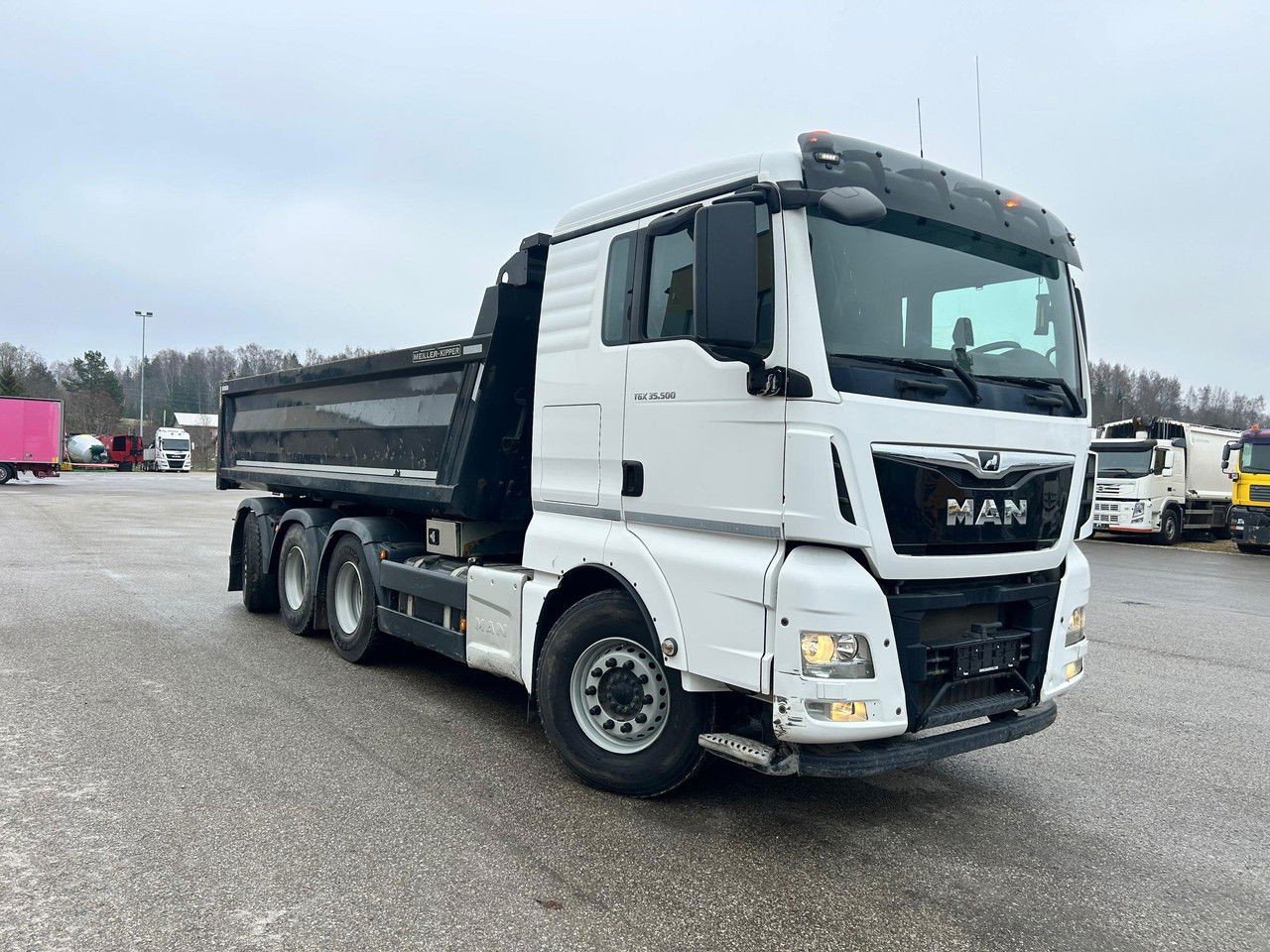 MAN TGX 35.500 8X4 Euro6 + BOX Vibration (TGX 35.500 )