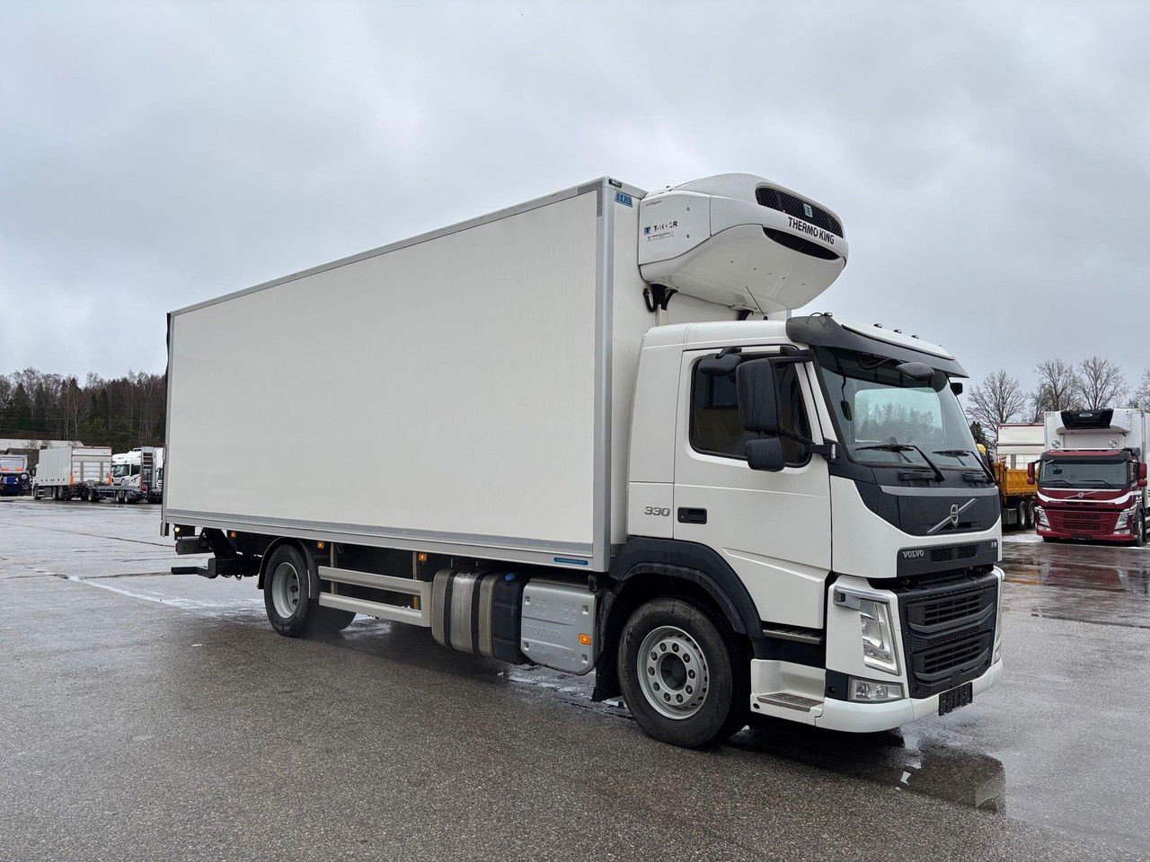 Volvo FM 330 + Thermo King T-1000R (FM 330 )