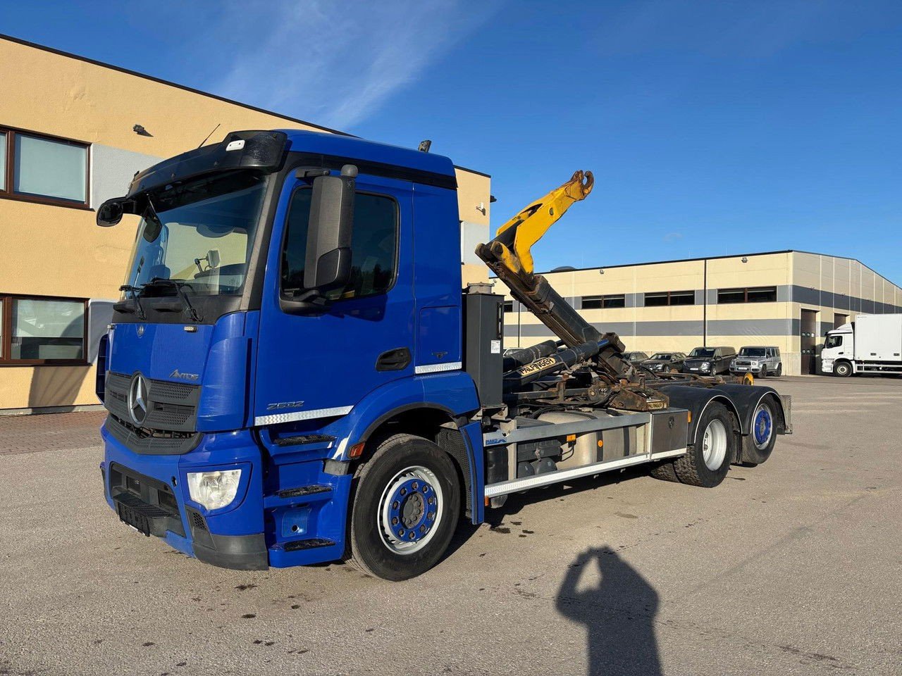 Mercedes-Benz Antos 2532, 6X24 + Palfinger Multilift (Antos )
