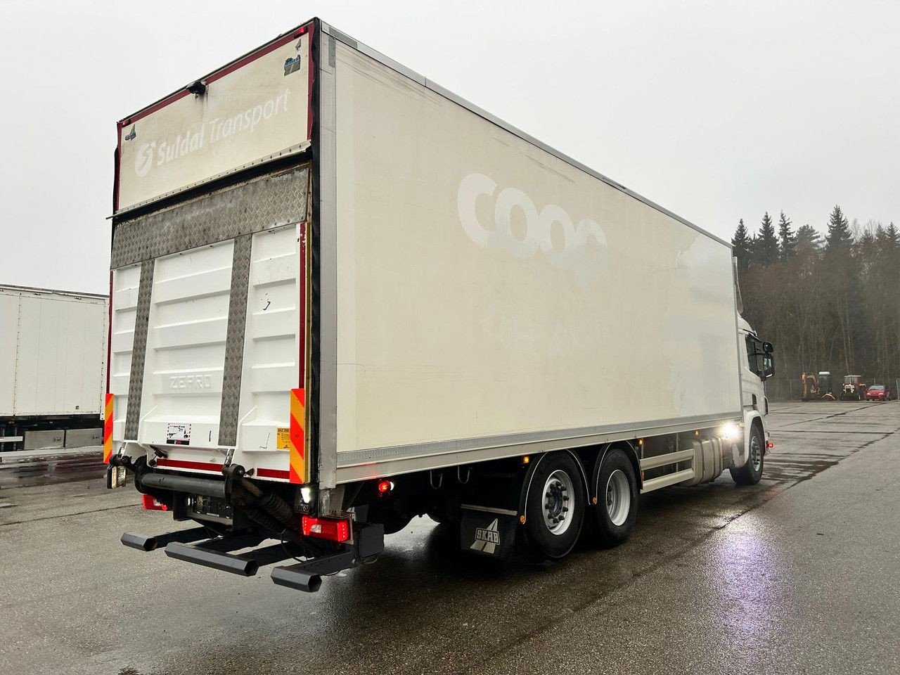 Scania P370 6X24 Euro6 + Carrier Supra 1250 MT + Double Stock (P370 )
