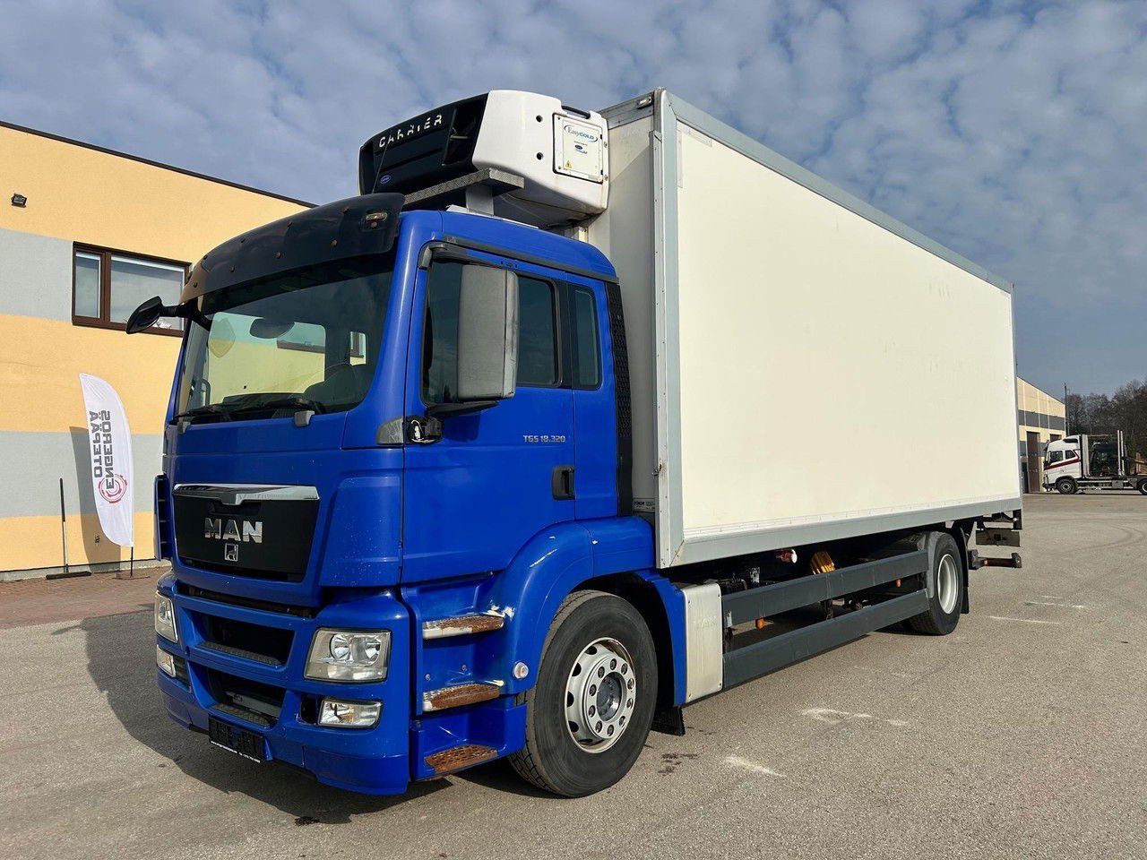 MAN TGS 18.320 4X2 Euro 5 + Carrier Supra 750 (TGS 18.320 )
