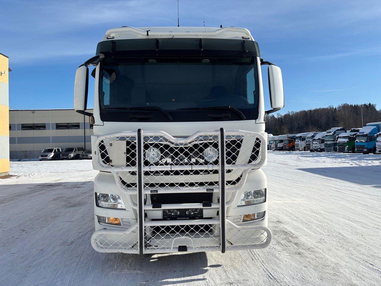 MAN TGX 26.560 6×2 + Retarder + Carrier Supra 1150 (TGX 26.560 )