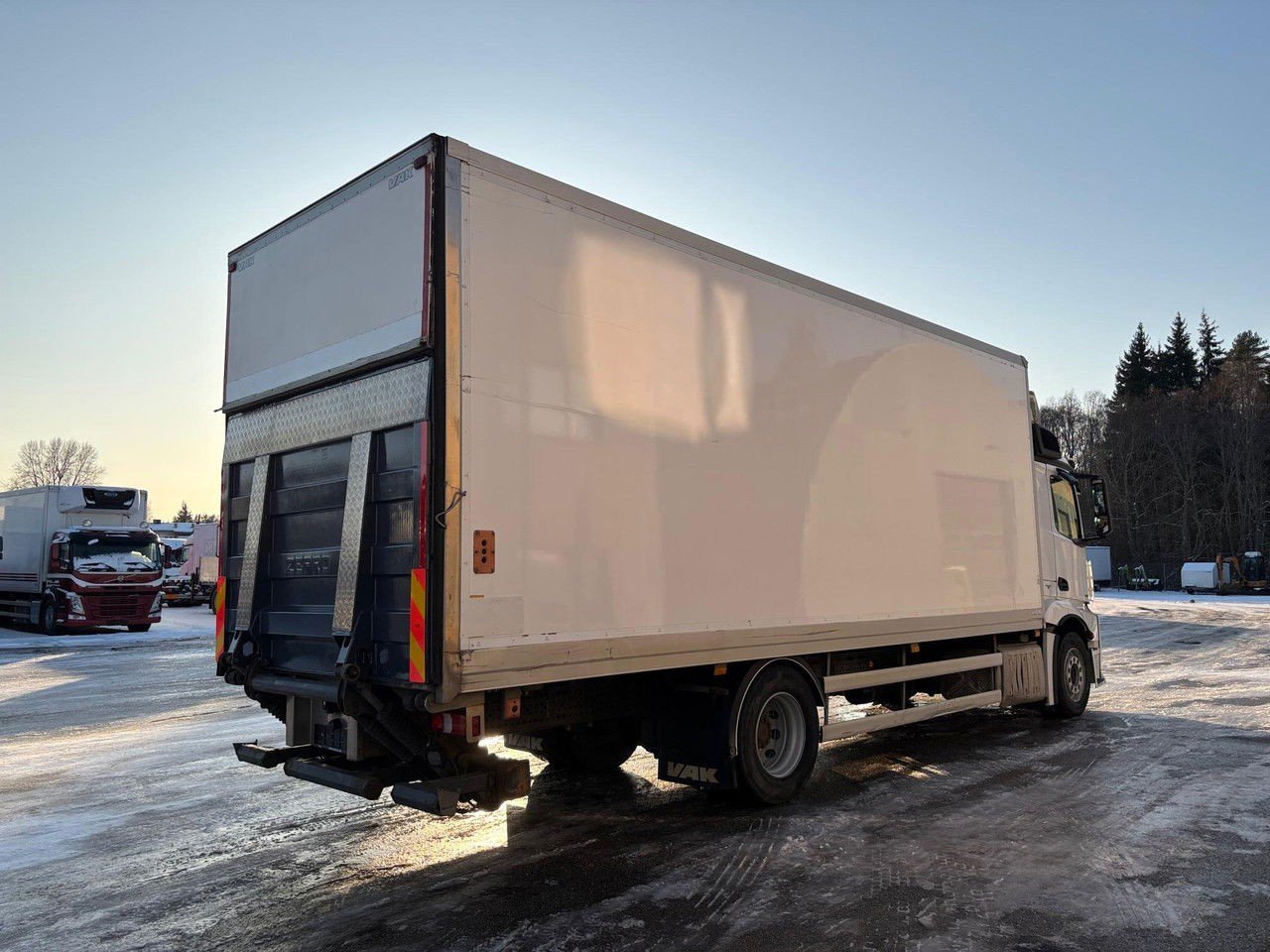Mercedes-Benz Antos 1830 Euro6 + Side Opening (Antos 1830 )