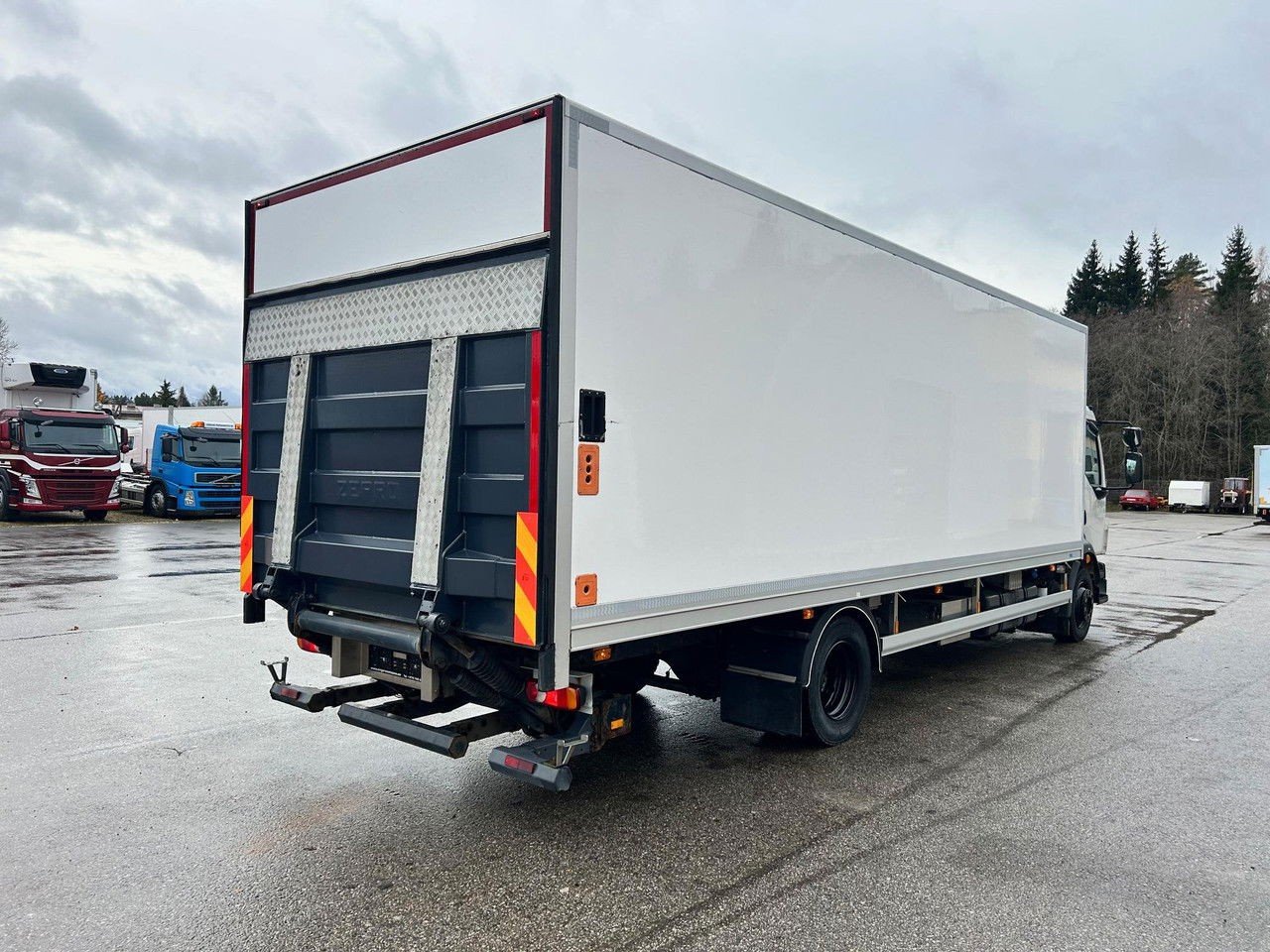 Volvo FL 240 4X2 Euro 5 + BOX Heating + Frigo Thermoking (FL 240 )