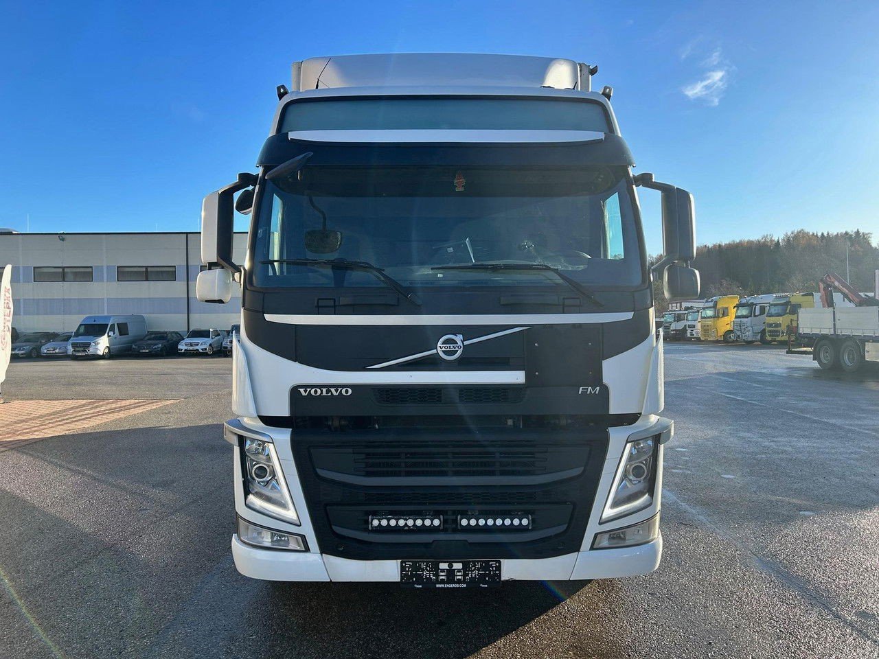 Volvo FM 330 6X24 Euro6 + Side Opening + BOX Heating (FM 330 )