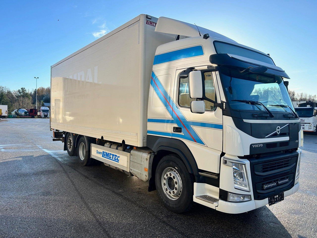 Volvo FM 330 6X24 Euro6 + Side Opening + BOX Heating (FM 330 )