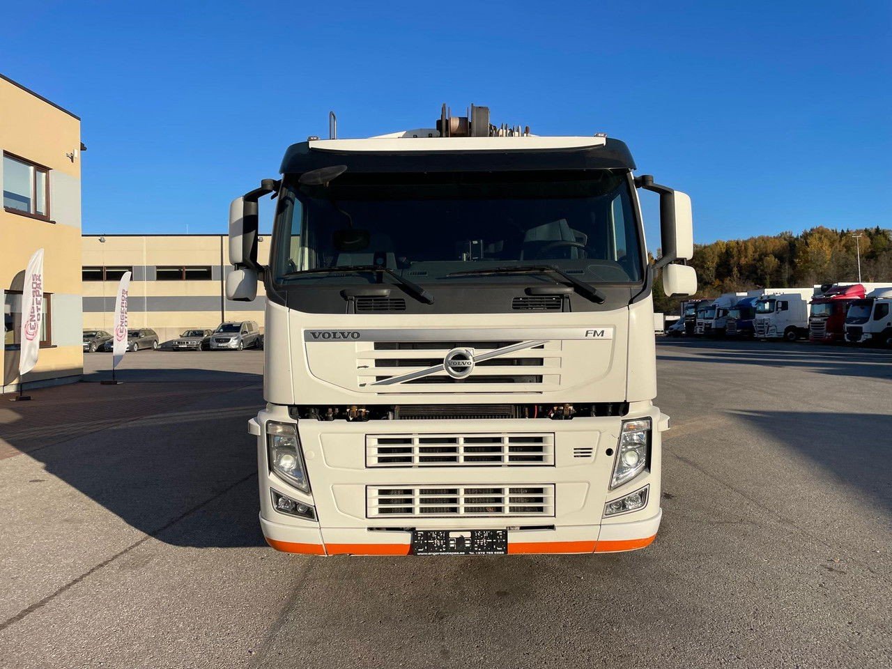 Volvo FM 330 6×24 + Euro5 + Vinch (FM 330 )