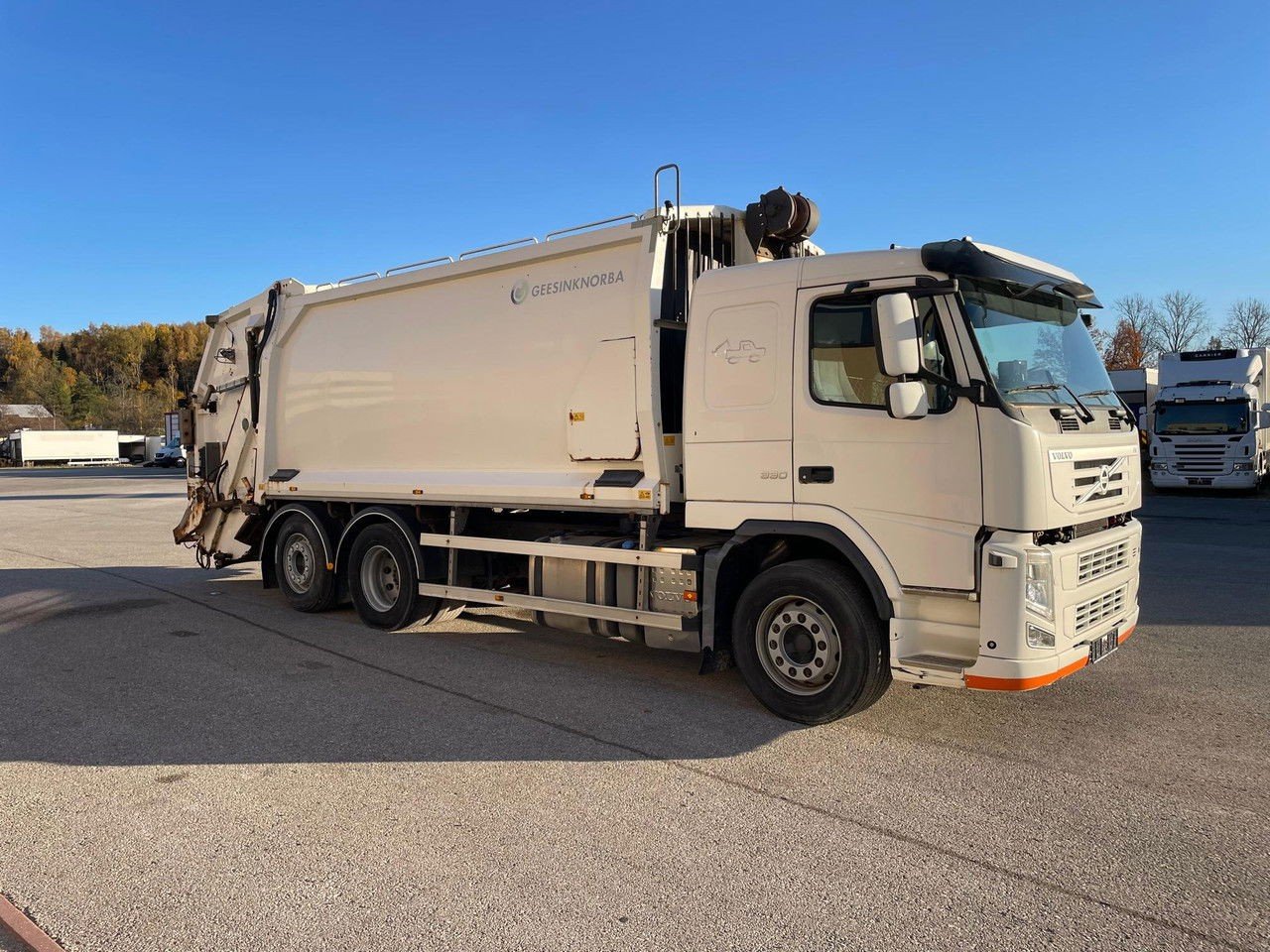 Volvo FM 330 6×24 + Euro5 + Vinch (FM 330 )
