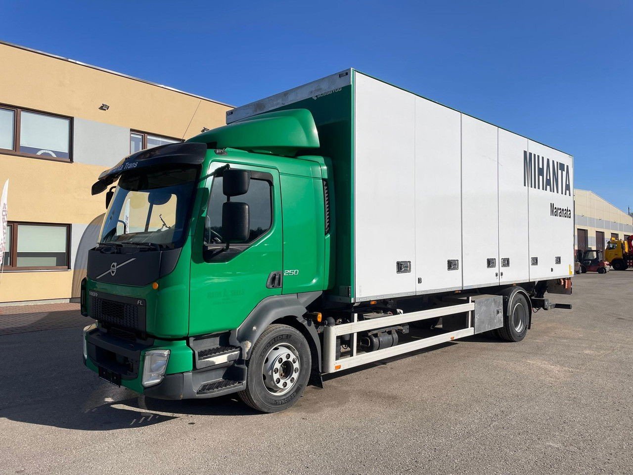 Volvo FL 250 4×2 Euro 6 Side Open BOX (FL 250 )