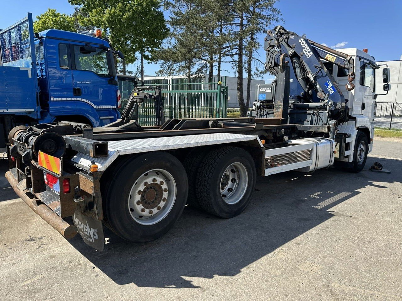 MAN TGA 26.310 6X2 Hooklift + Crane Copma 160.4 + JIB J2 + Winch – Radio – Lift + Steering Axle – Euro 3 – BE (TGA 26.310 )
