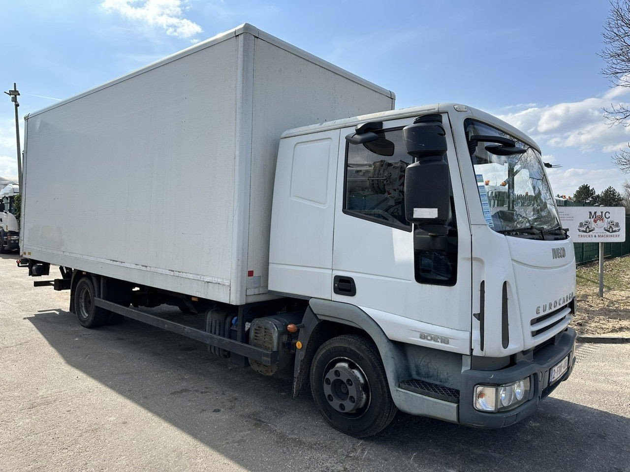 Iveco EuroCargo 80 80E18 Closed BOX 6m00 x 2m49 x 2m37 – Euro 5 – 176.000km – Taillift – Manual – BE Truck (EuroCargo 80 Eurocargo )