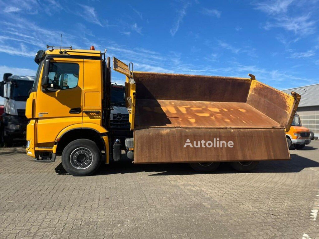 Mercedes-Benz (Arocs 2663 )