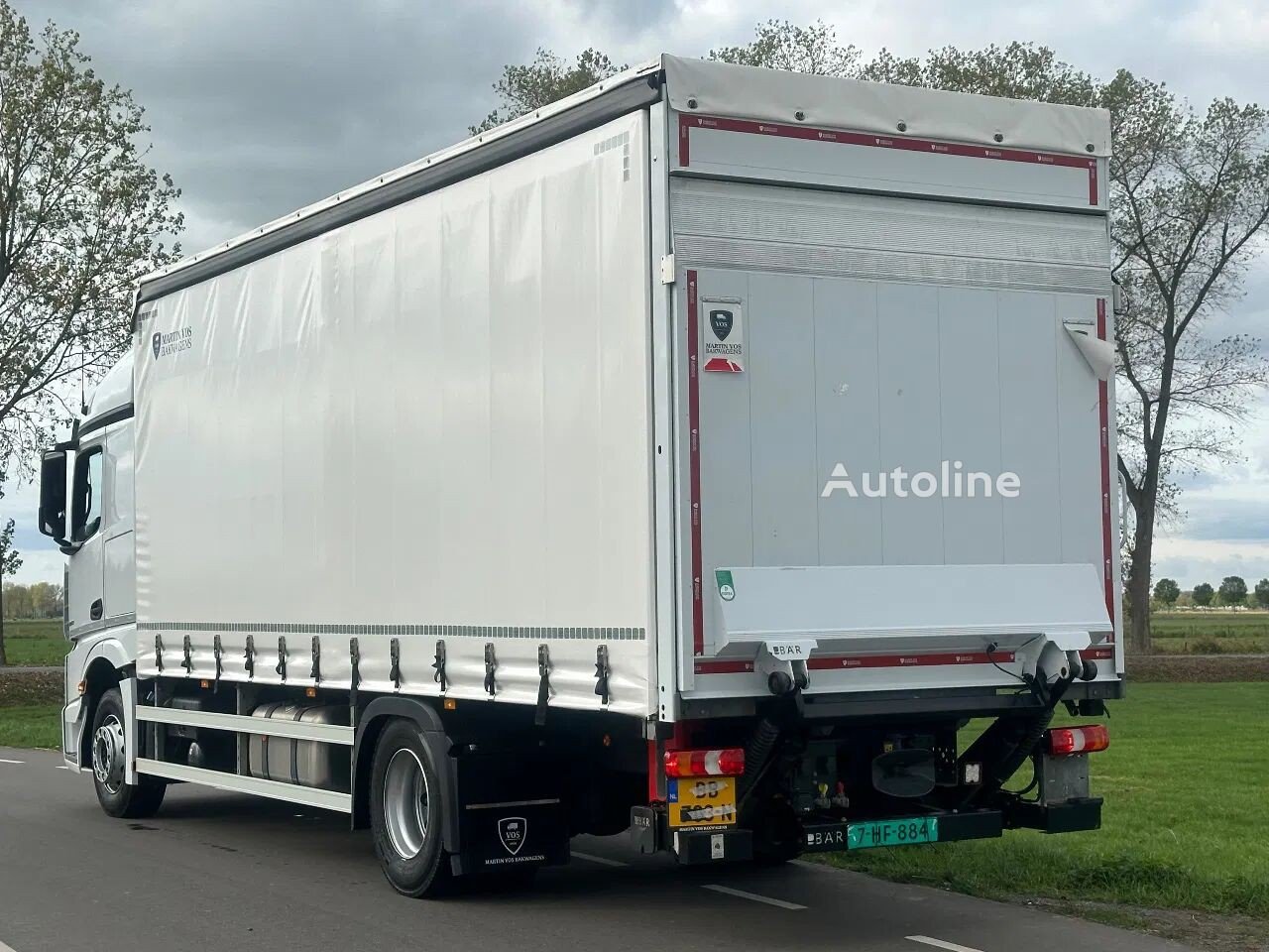 Laadklep: achtersluitklep, 2000 kg (Actros ACTROS 1843L 2022. 183432km Schuifzeil met Laadklep 2000k )